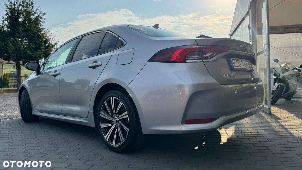 Toyota Corolla - 5