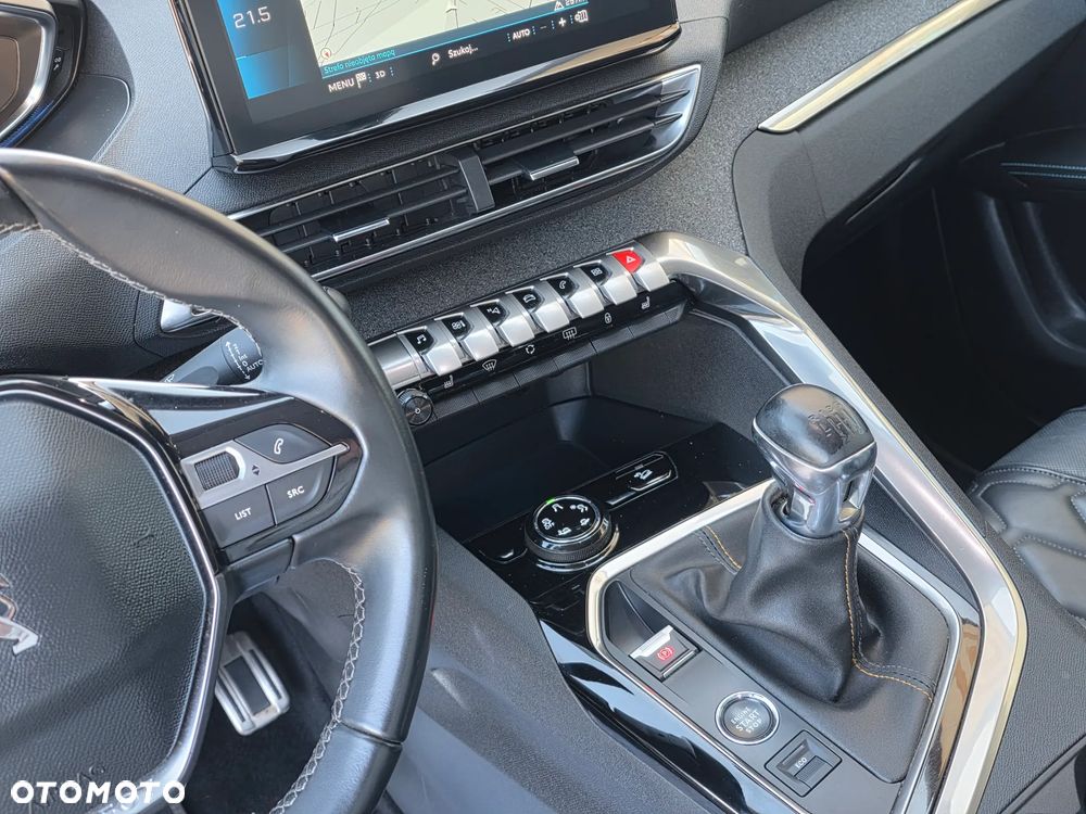 Peugeot 5008 1.5 BlueHDi Road Trip S&S - 24