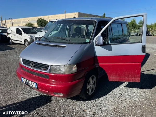 Dezmembrez Volkswagen T4 Multivan 2.5 TDI Facelift