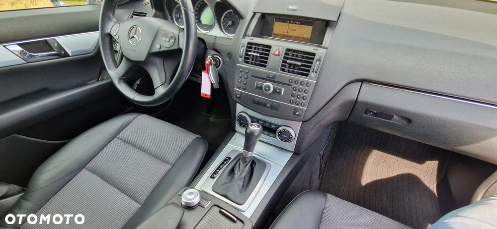 Mercedes-Benz Klasa C 200 Kompressor Automatik Avantgarde - 24