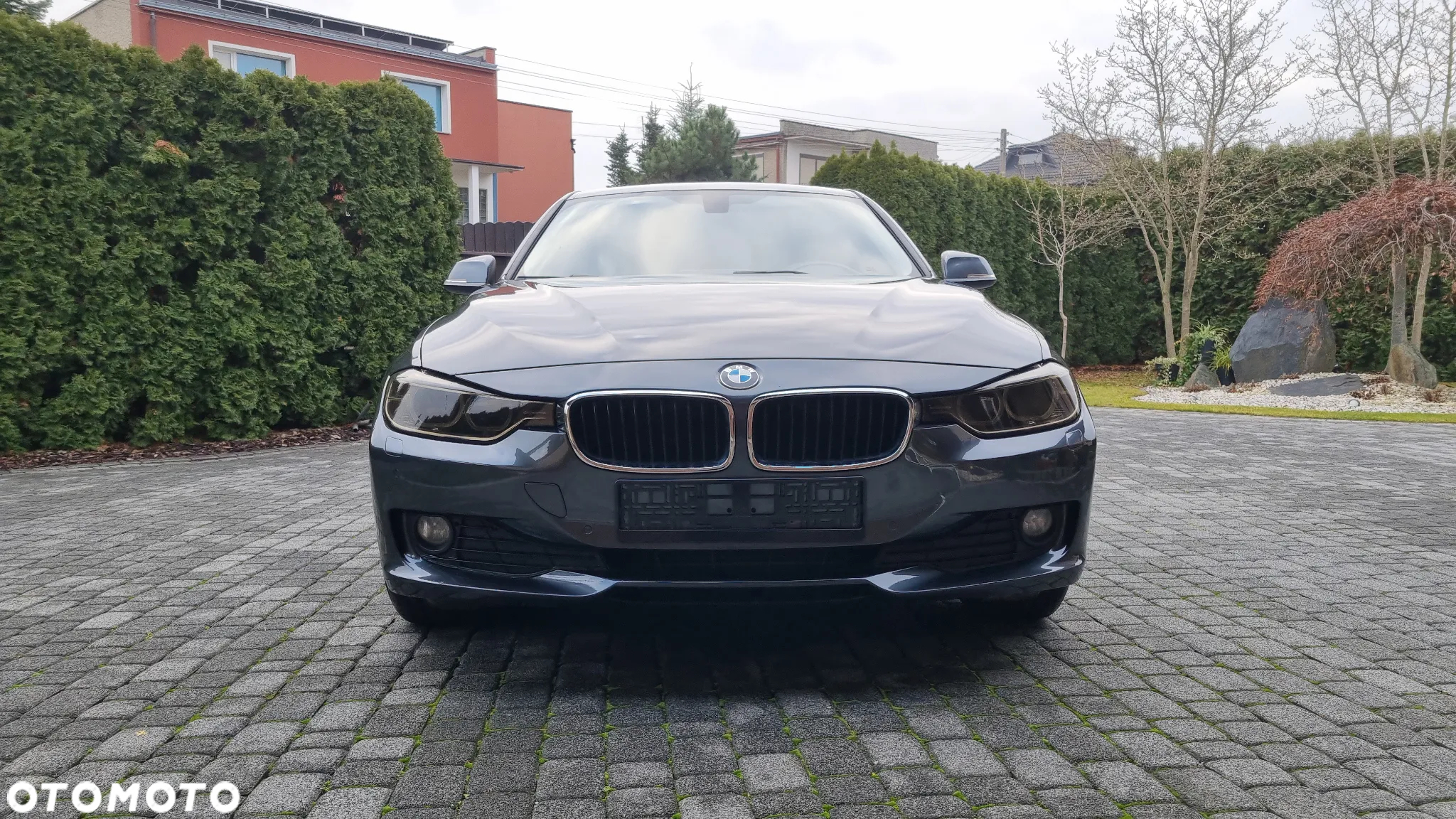 BMW Seria 3 328i Luxury Line - 11
