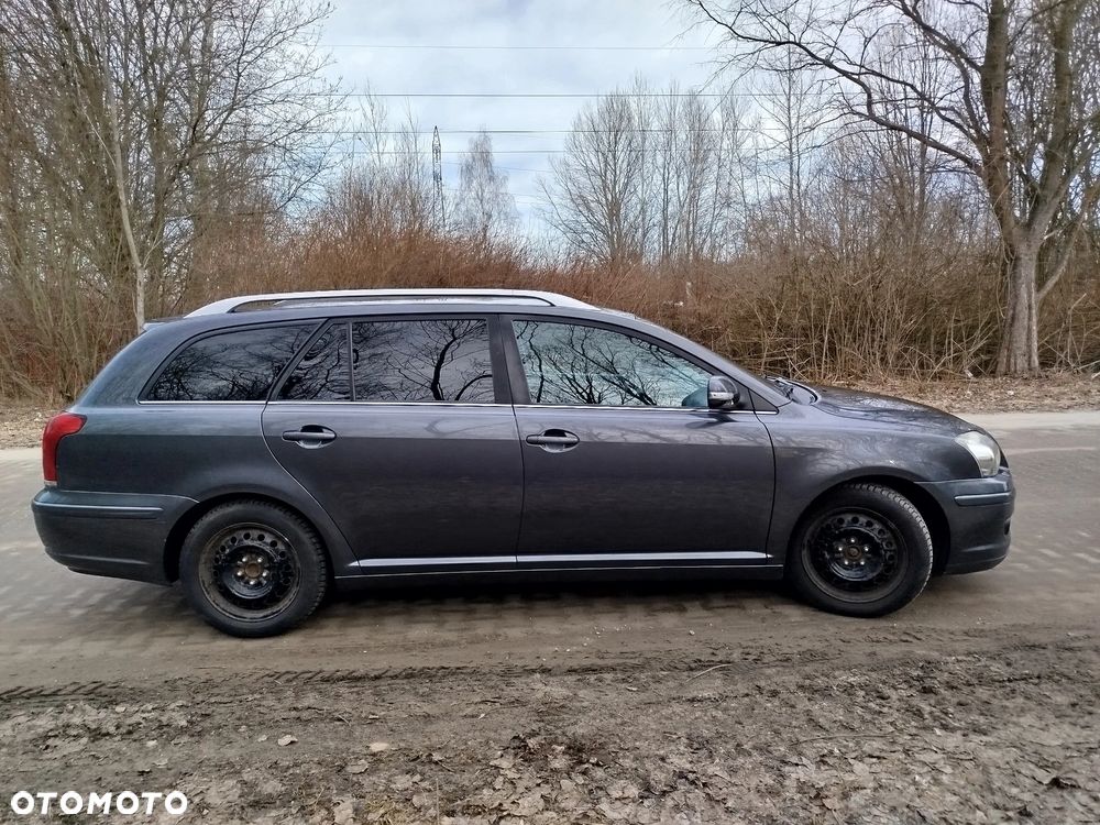 Toyota Avensis 2.2 D-4D Prestige - 6