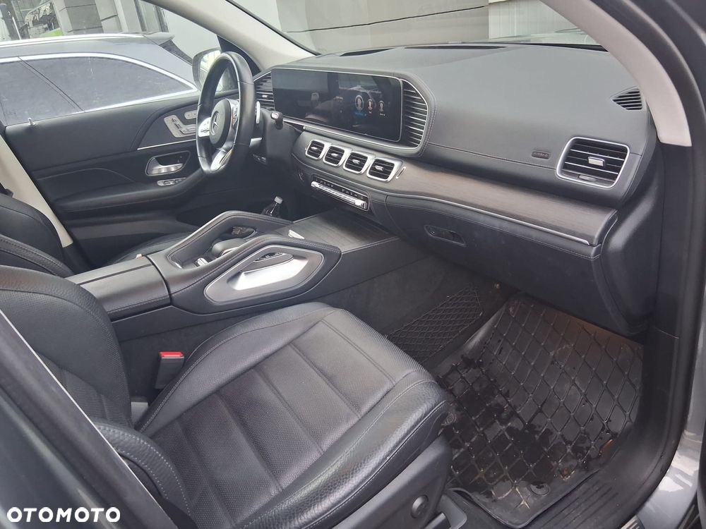 Mercedes-Benz GLS - 4