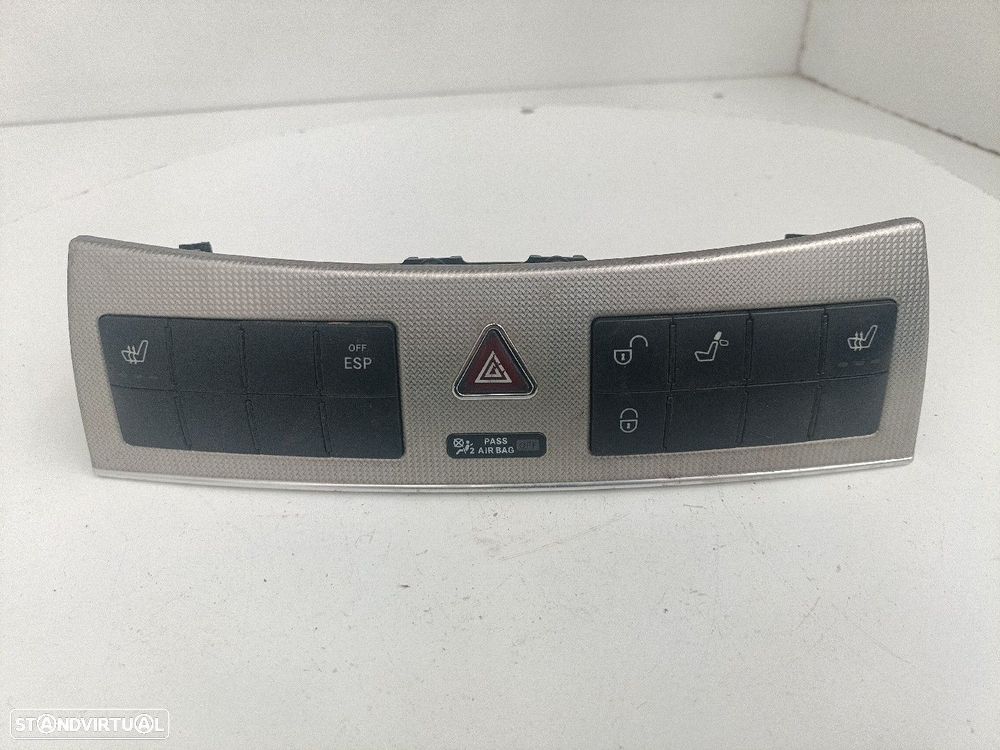 Botão De 4 Piscas Mercedes-Benz Clk (C209) - 1