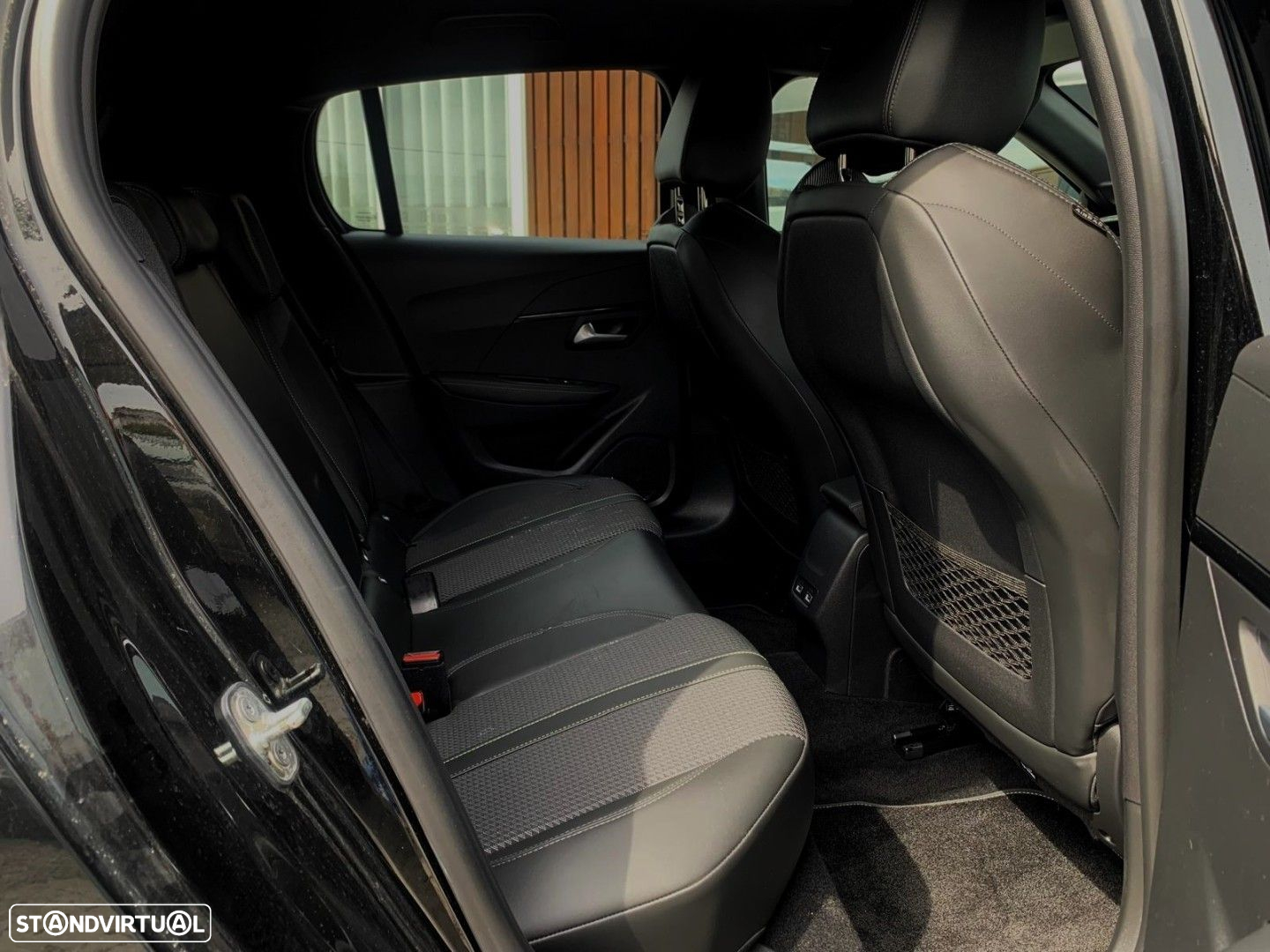 Peugeot 208 1.5 BlueHDi GT Line - 16