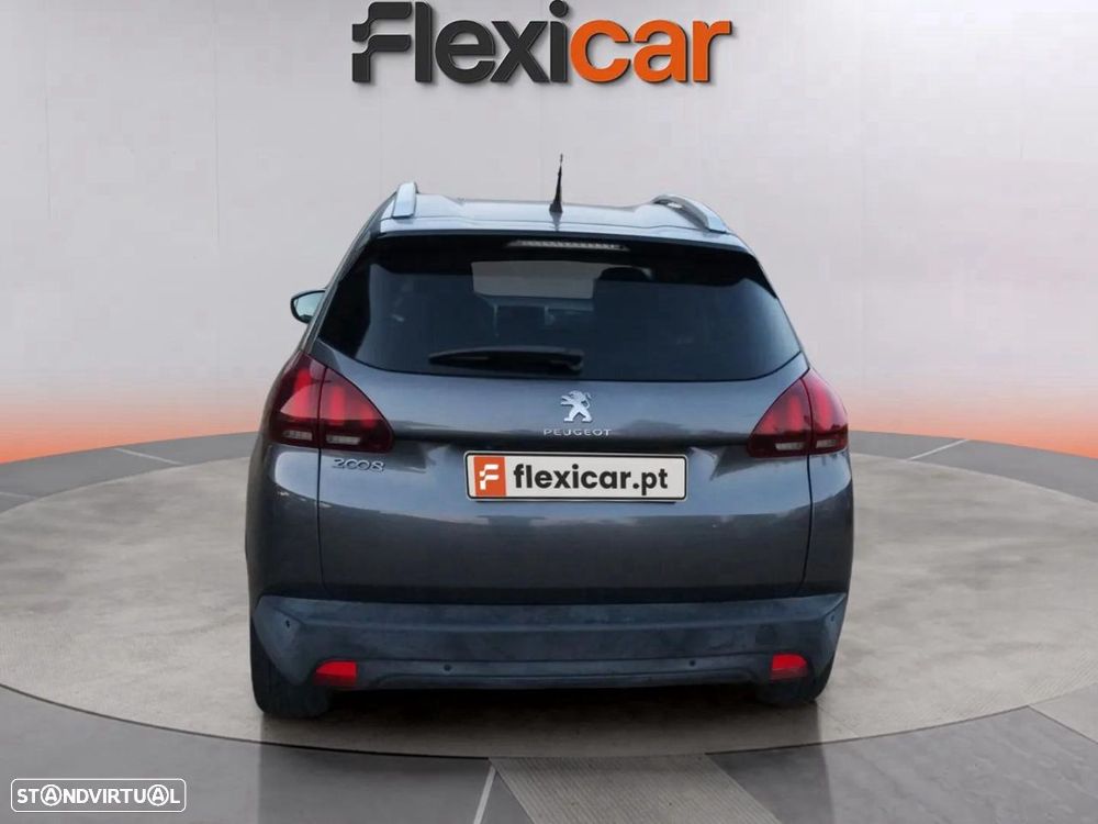 Peugeot 2008 1.2 PureTech Style - 5