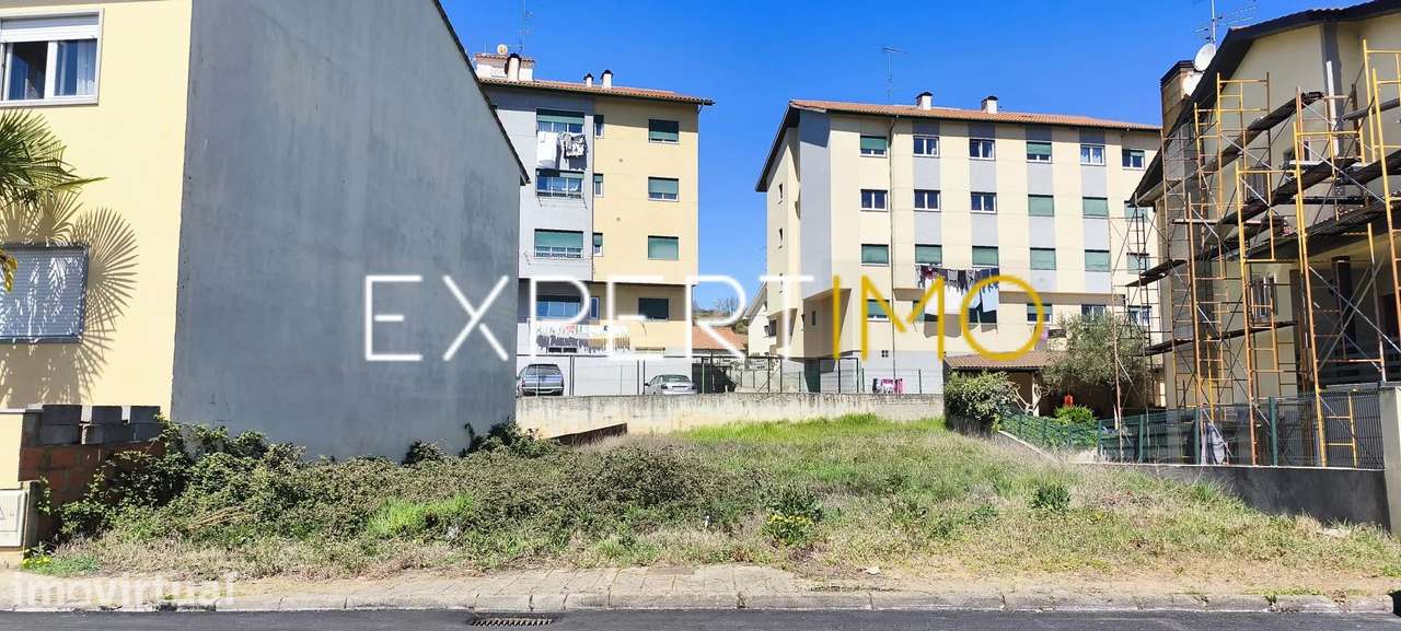Terreno Urbano de 405 m² em Bragança – Excelente Exposição Solar - Grande imagem: 4/7