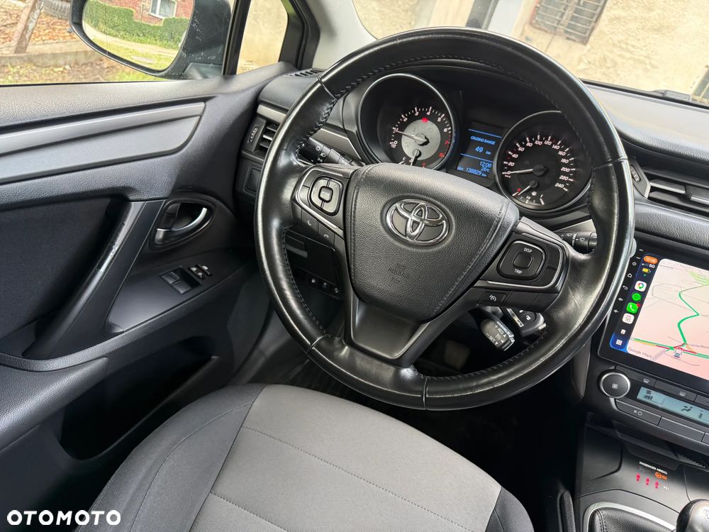 Toyota Avensis - 26