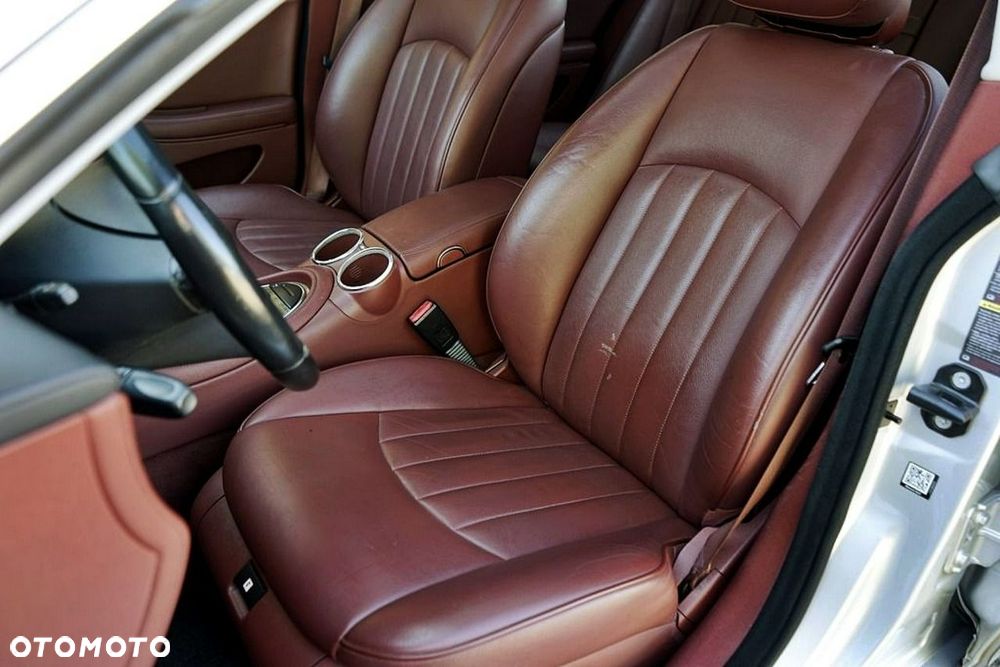 Mercedes-Benz CLS - 19