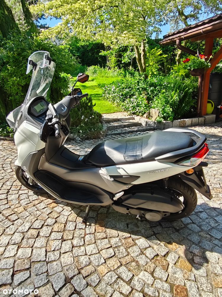 Yamaha NMAX - 3