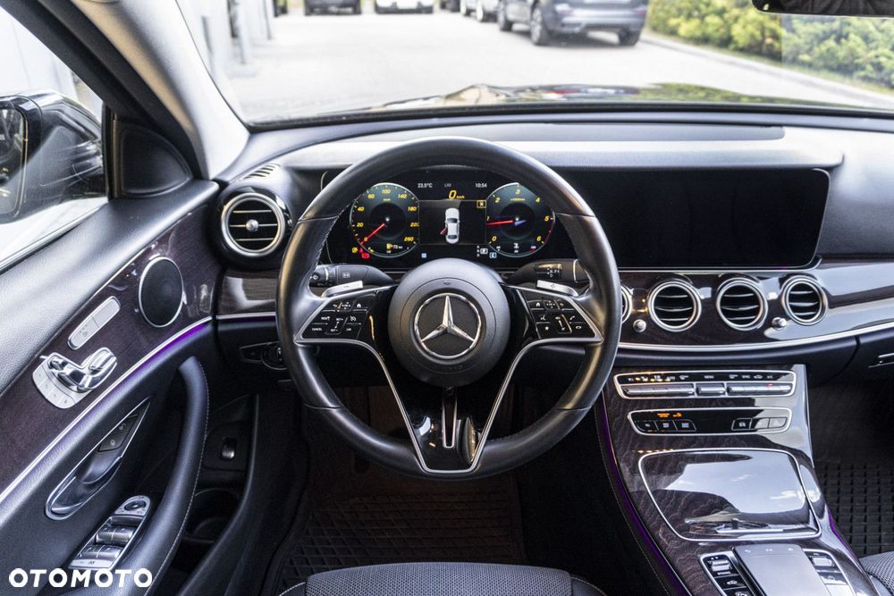 Mercedes-Benz Klasa E - 11
