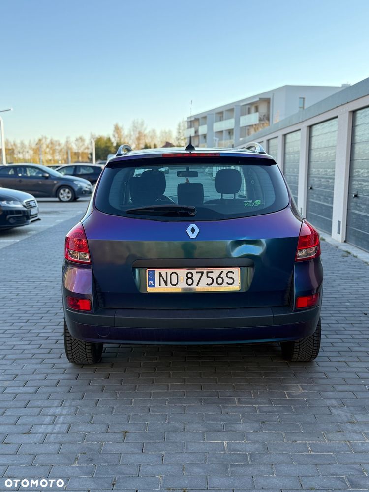 Renault Clio 1.5 dCi Alize - 9