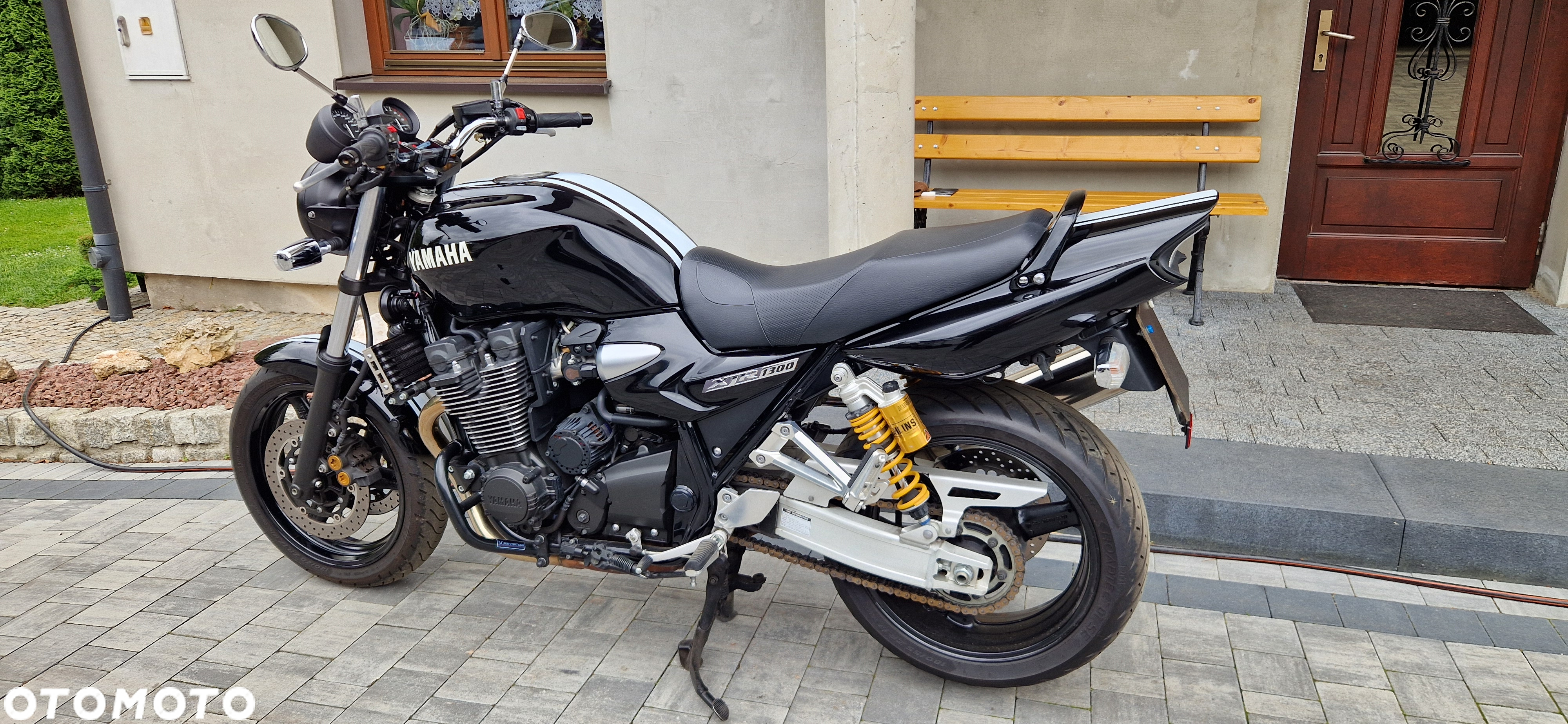 Yamaha XJR - 11