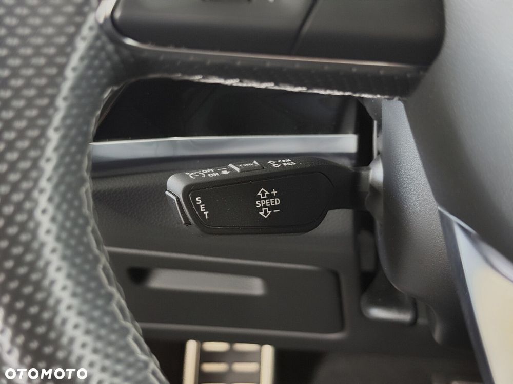 Audi Q3 - 18