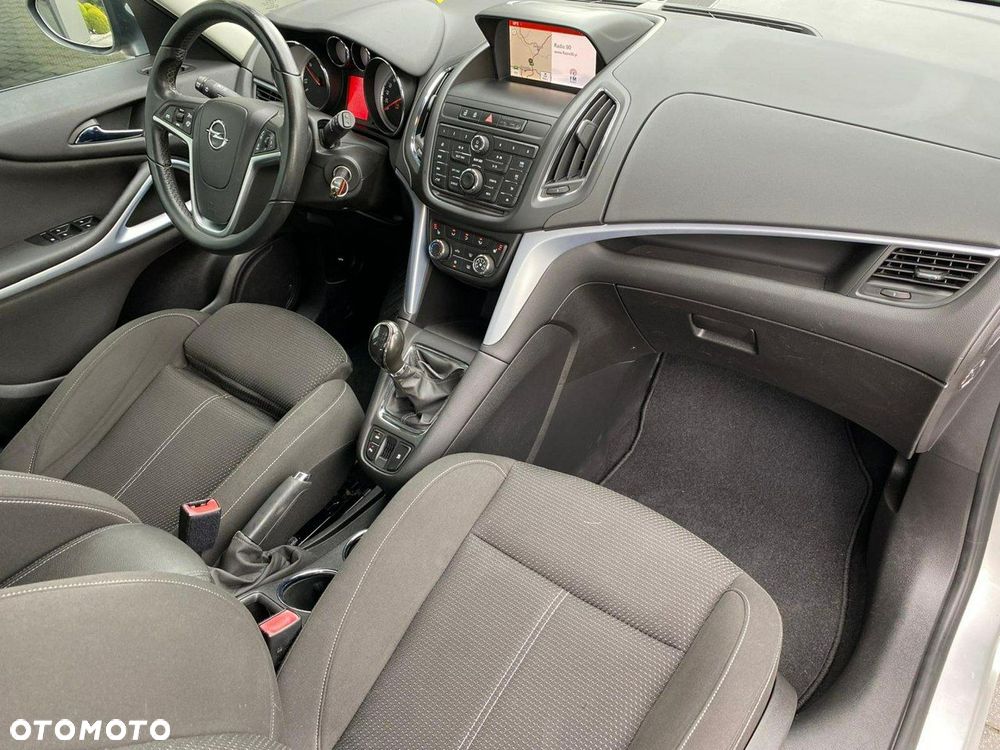 Opel Zafira - 14