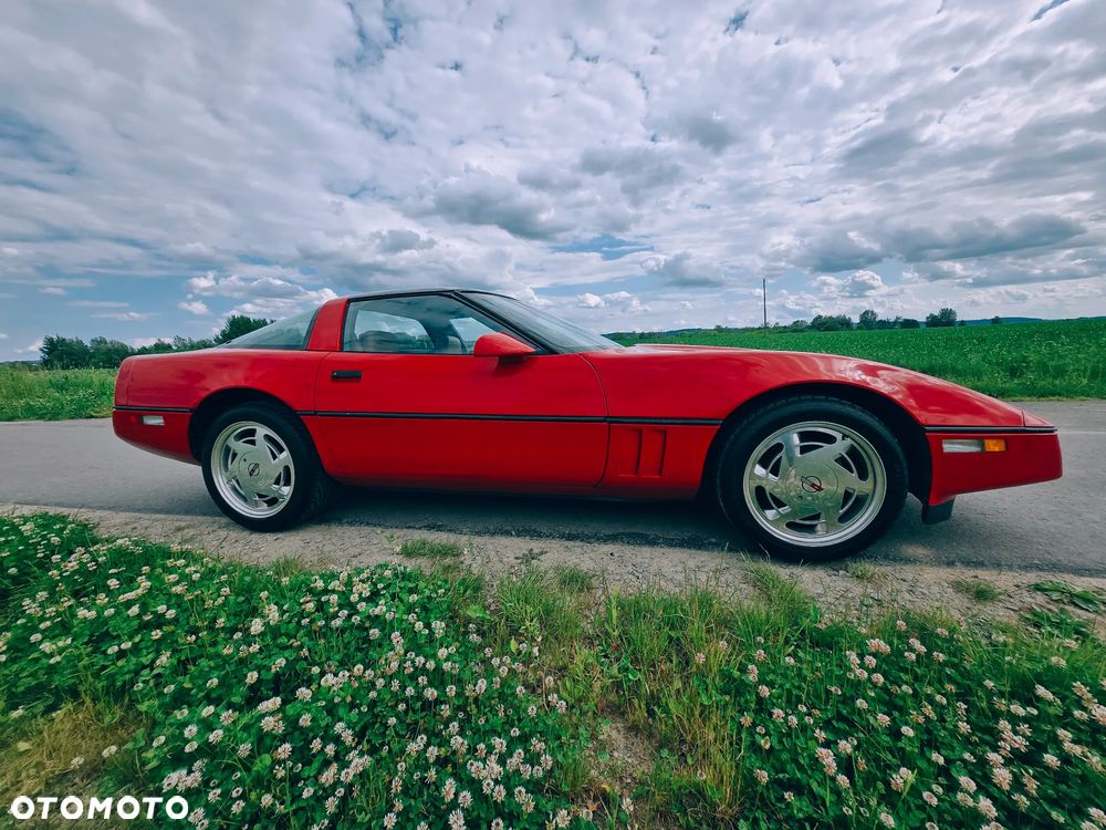 Chevrolet Corvette - 21