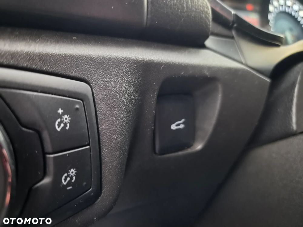 Ford Mondeo 2.0 TDCi PowerShift-Aut Allrad Titanium - 29