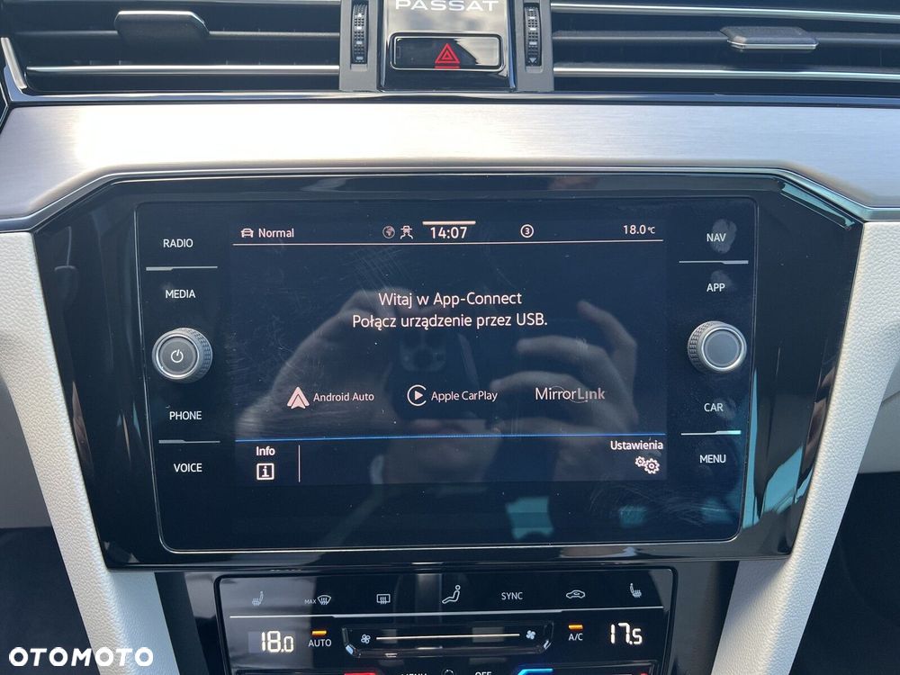 Volkswagen Passat 2.0 TSI Elegance DSG - 14