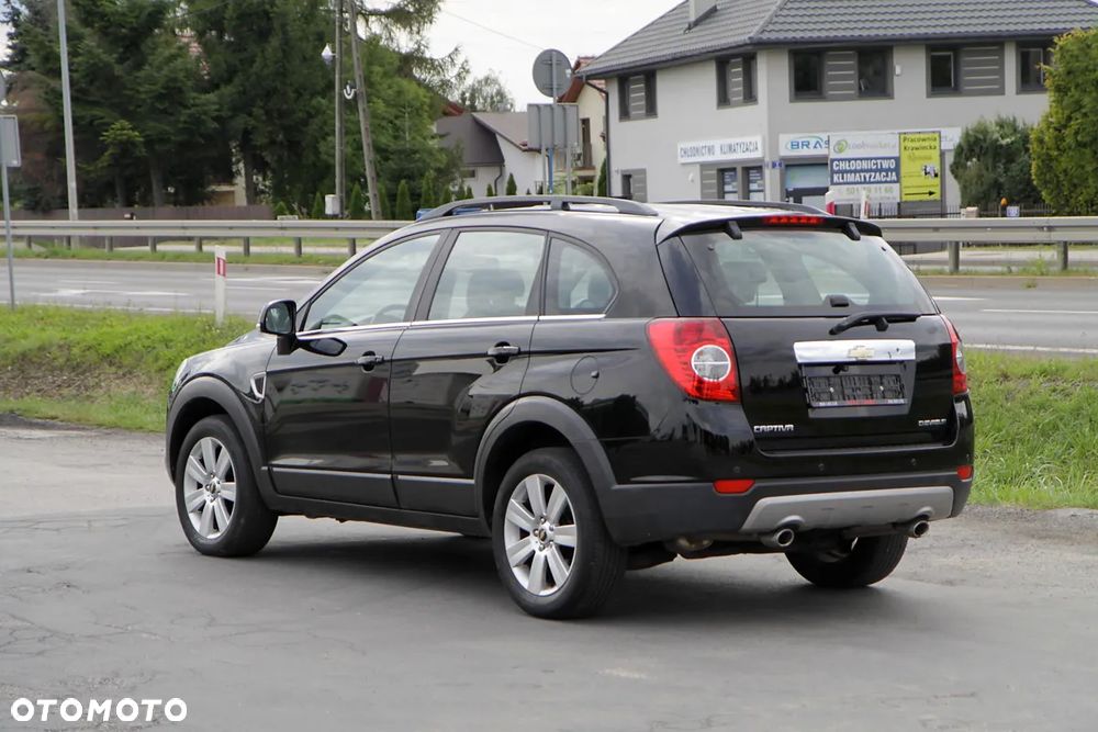 Chevrolet Captiva 2.0 4WD 5 Sitzer Automatik LT - 4