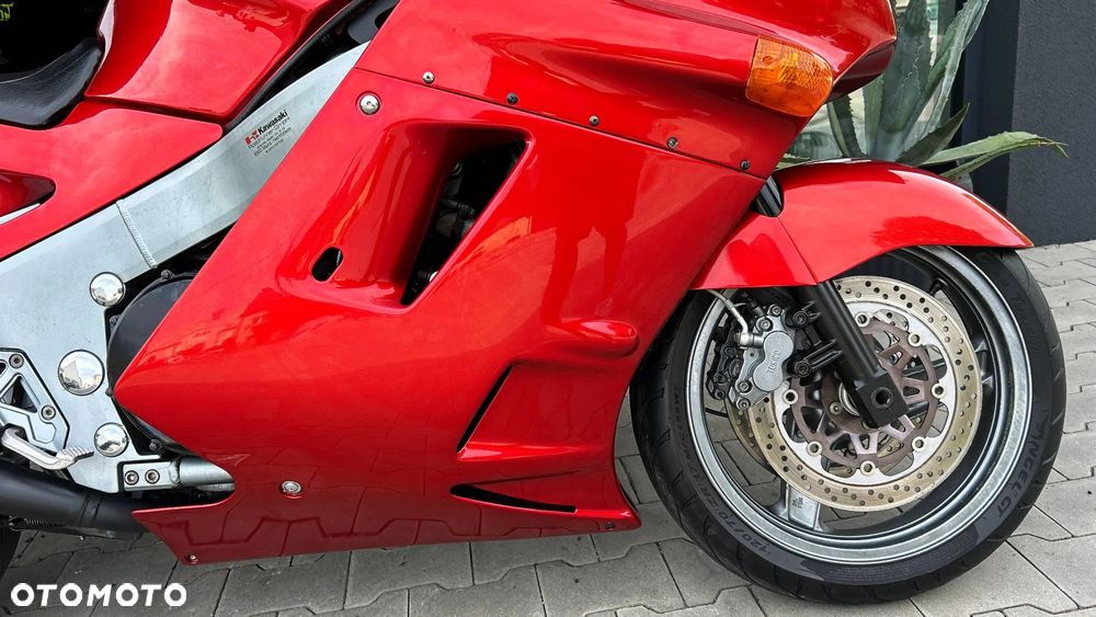 Kawasaki ZZR - 11