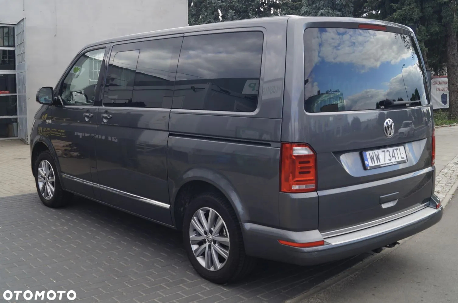 Volkswagen Multivan 2.0 TSI L1 Highline 4Motion DSG - 6