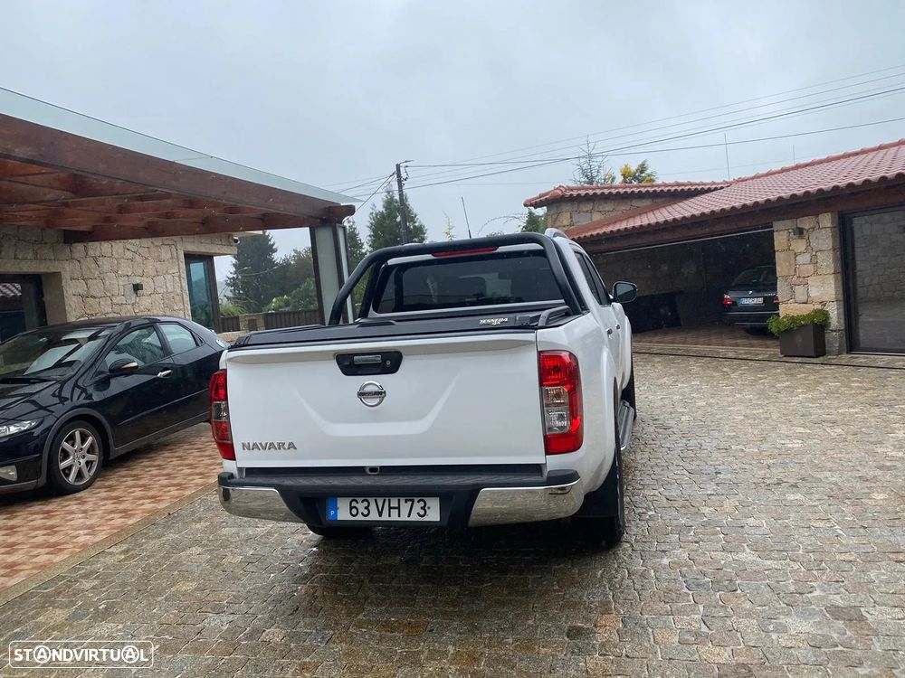 Nissan Navara 2.3 dCi CD 4WD Tekna - 4