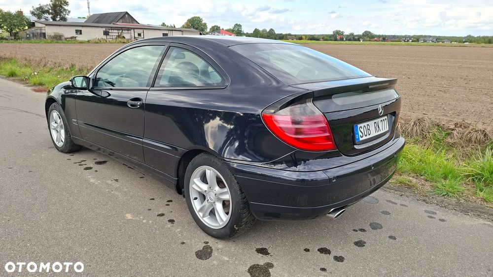 Mercedes-Benz Klasa C 320 Avantgarde - 15