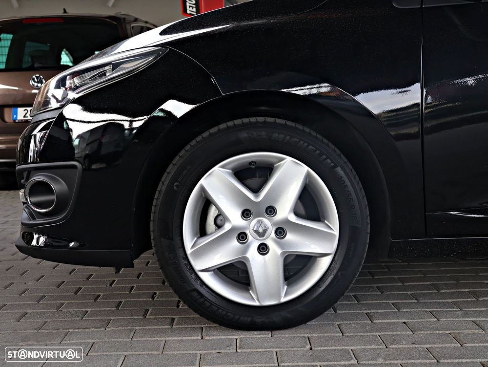 Renault Mégane Sport Tourer 1.5 dCi Dynamique CO2 Champion - 11