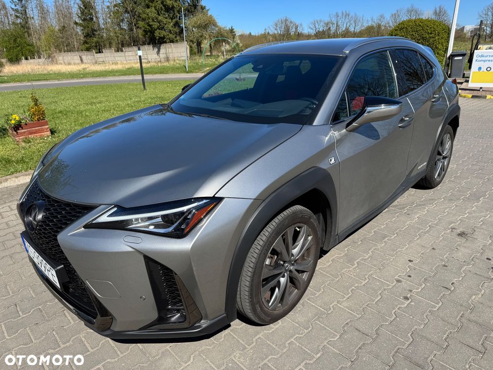 Lexus UX 250h F SPORT - 3