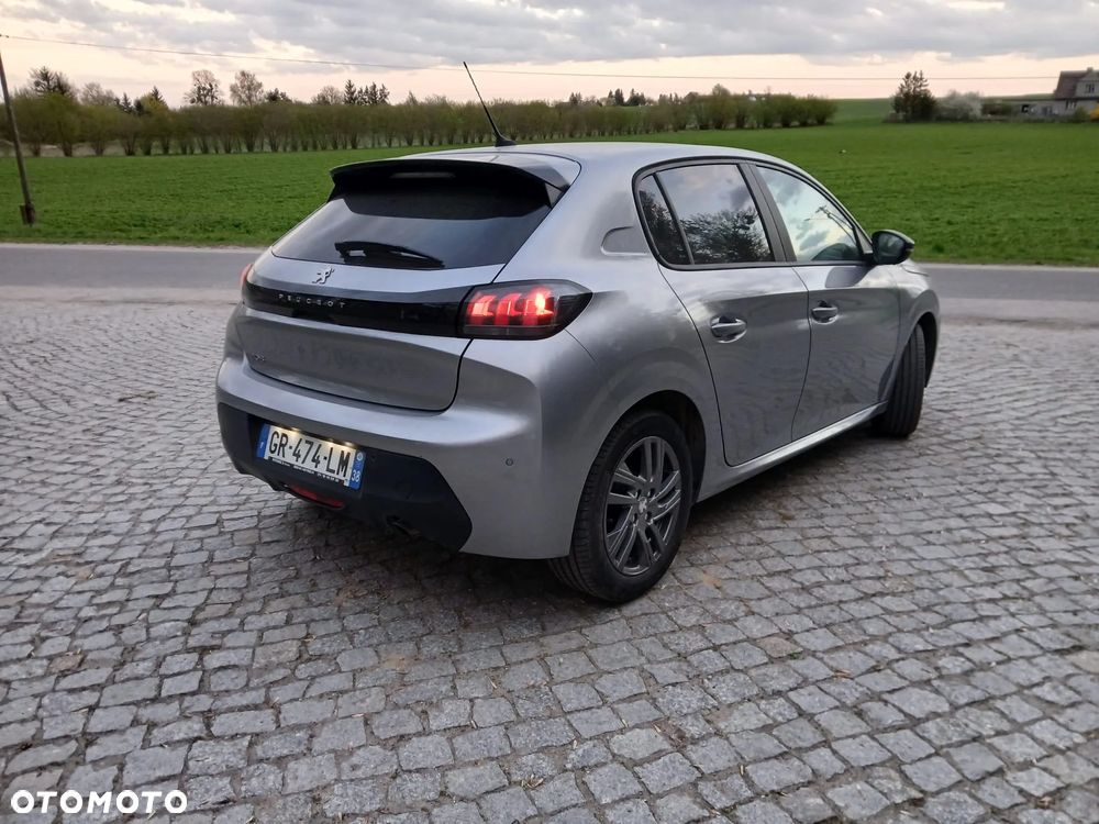 Peugeot 208 PureTech 75 Like - 3