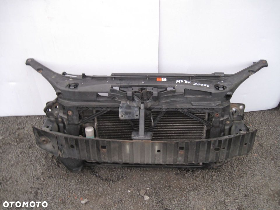 MAZDA 3 BK HB 2.0 CiTD 06-08 PAS PRZEDNI CHŁODNICE