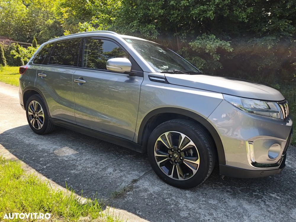 Suzuki Vitara 1.4 Boosterjet MHEV Spirit - 2