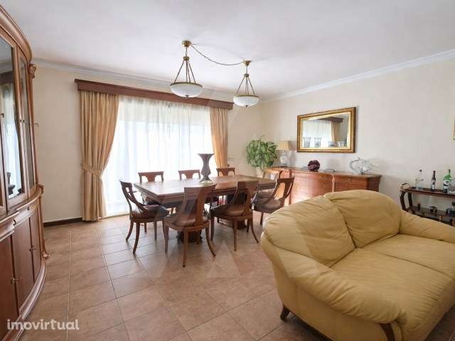 Moradia T4 localizada a 10 minutos do centros de Aveiro - Grande imagem: 3/38