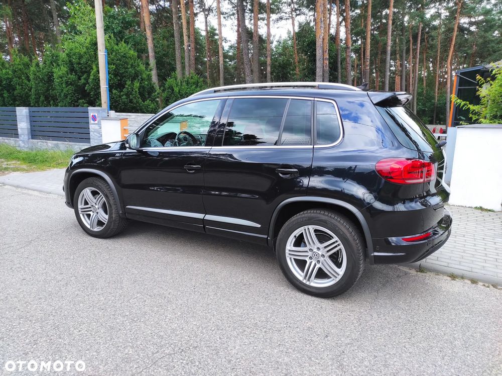 Volkswagen Tiguan 2.0 TDI 4Mot Perfectline R-Style - 12