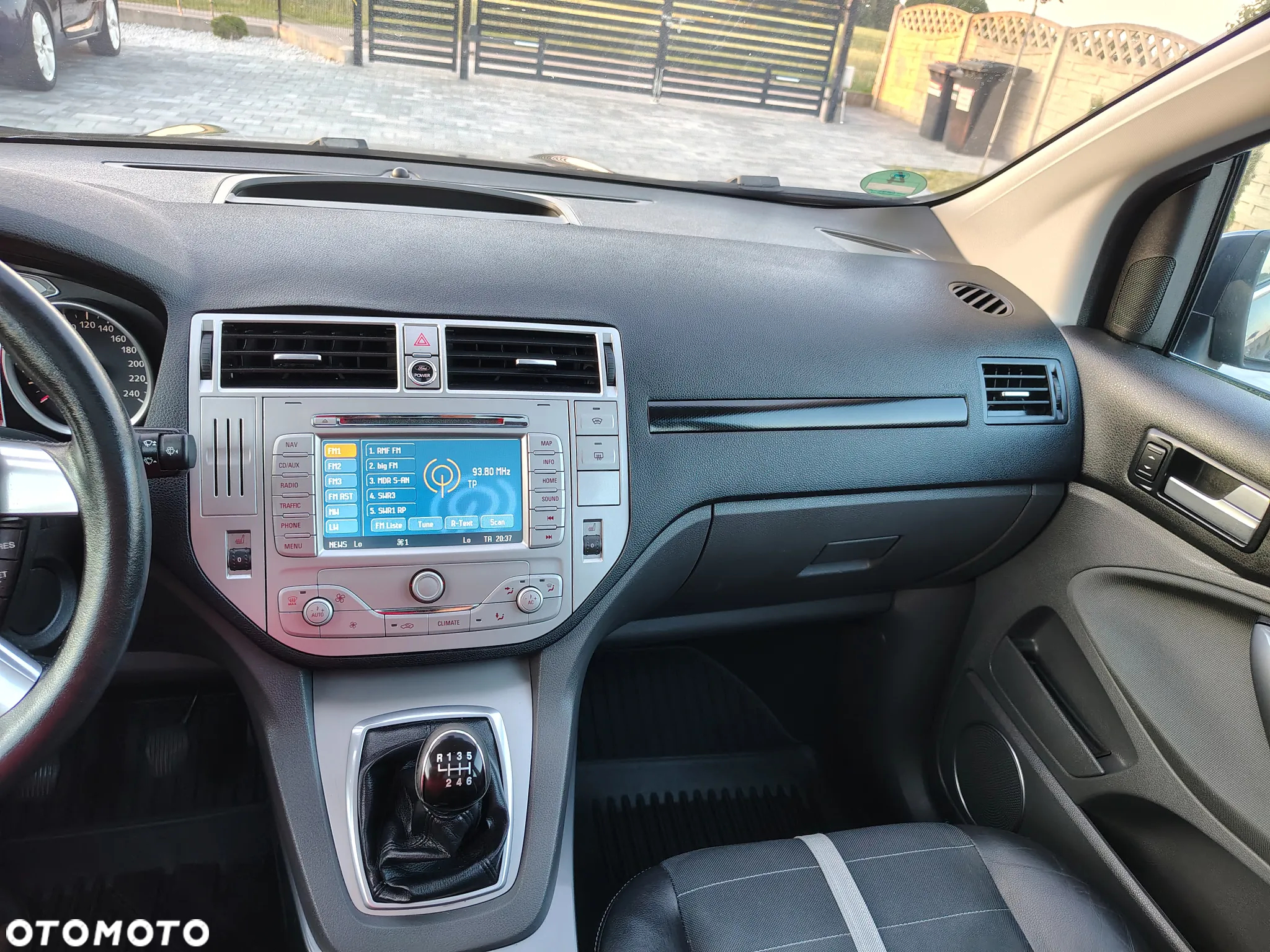 Ford Kuga 2.0 TDCi 4x4 Titanium - 20