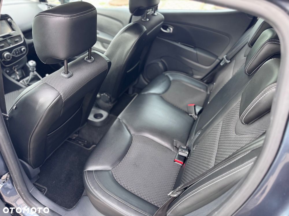 Renault Clio - 8