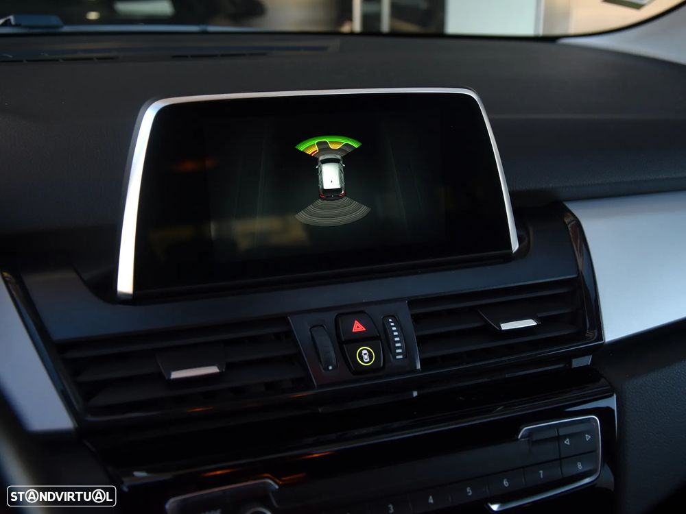 BMW 216 Gran Tourer i 7L - 16