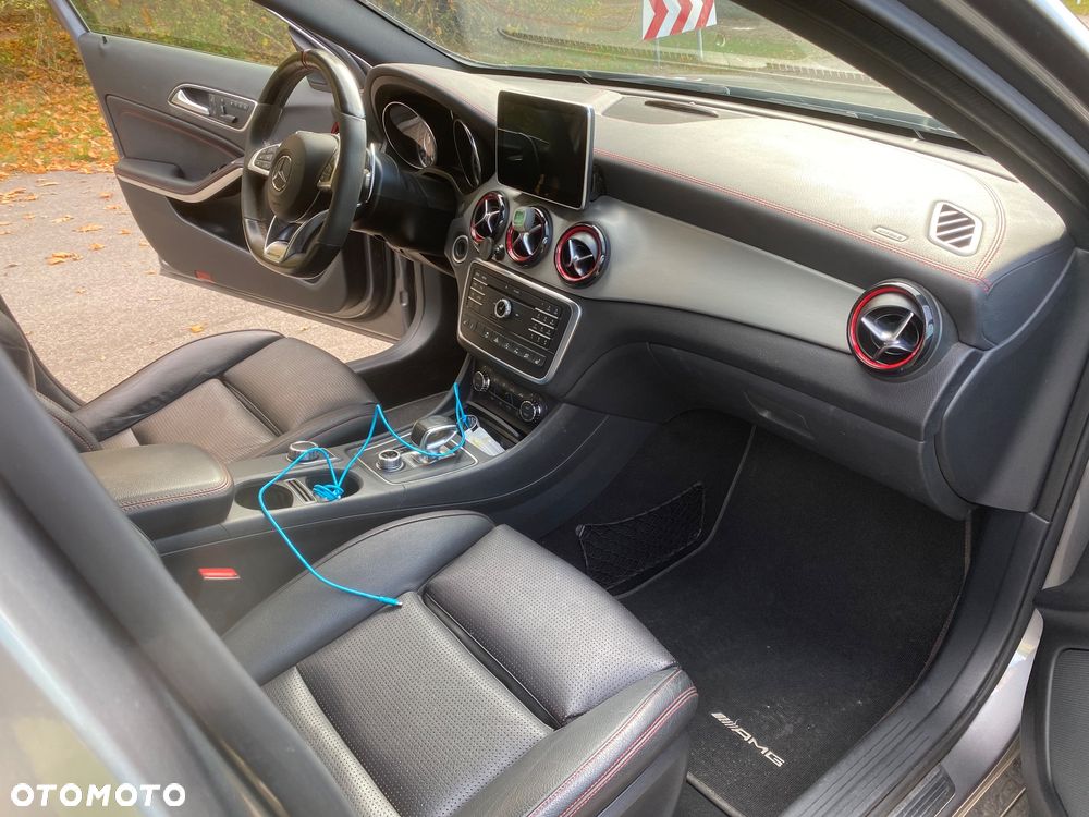 Mercedes-Benz GLA AMG 45 4-Matic - 20