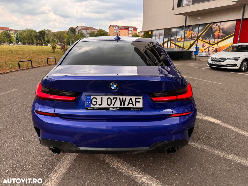 BMW Seria 3 330i xDrive Aut. M Sport - 12
