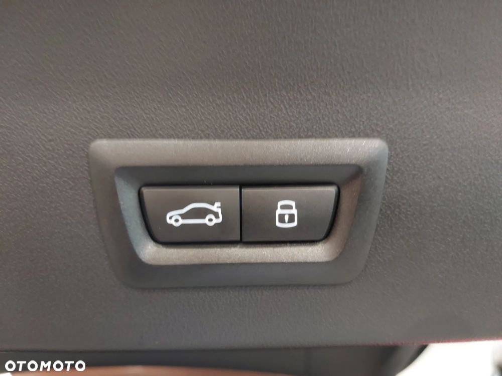 BMW X3 20 xDrive - 26