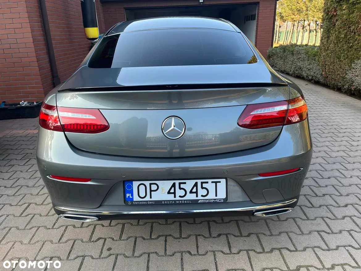 Mercedes-Benz Klasa E 220 d 4Matic Coupe 9G-TRONIC Avantgarde - 3