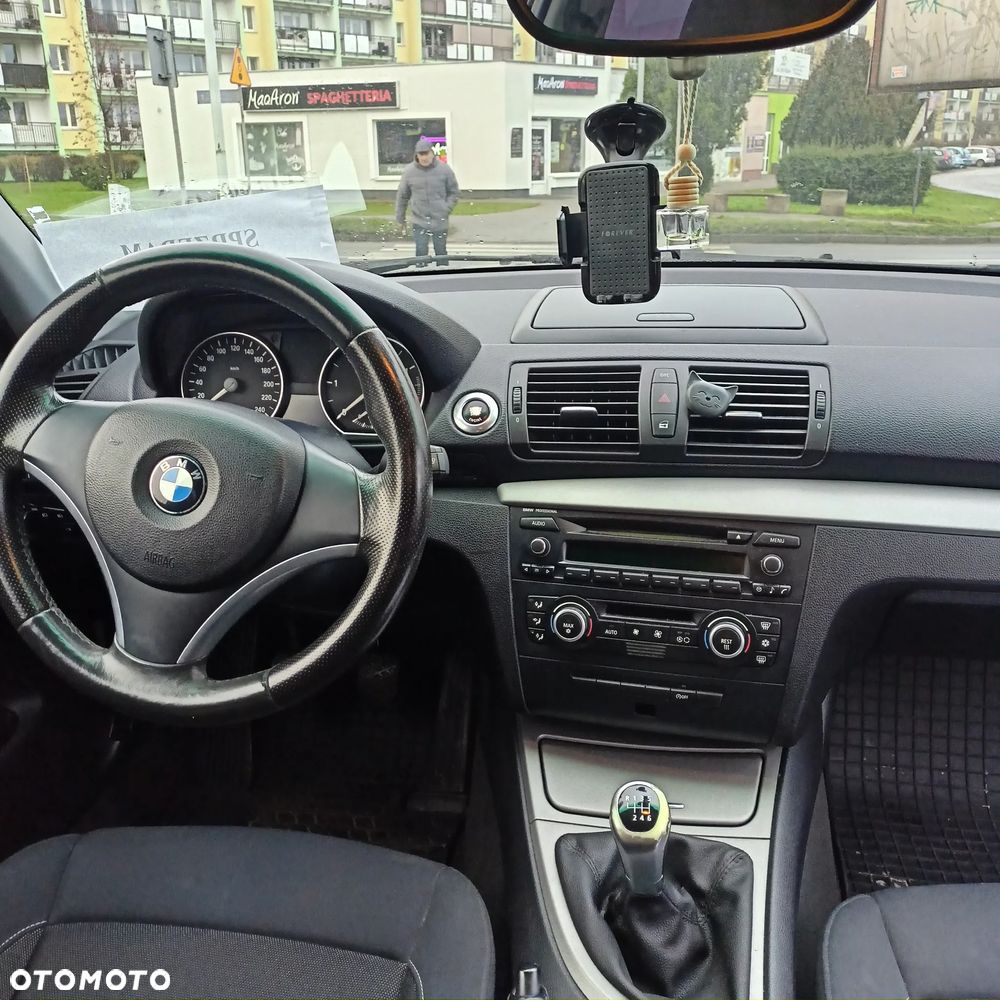 BMW Seria 1 - 10