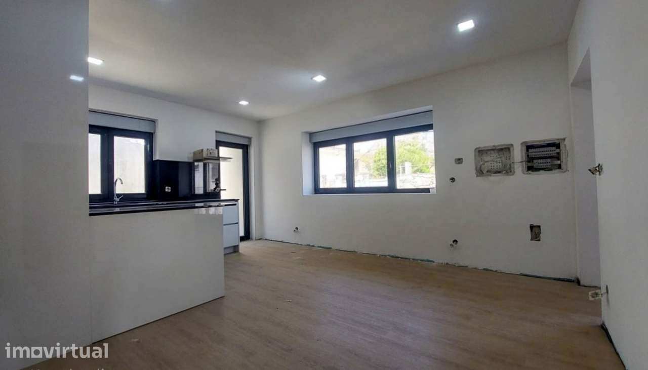 Venda de apartamento T2 c/ logradouro, Barroselas, Viana do Castelo - Grande imagem: 2/30