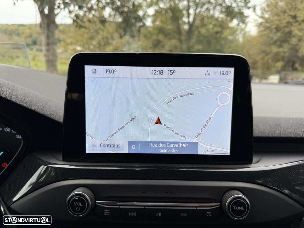 Ford Focus 1.0 EcoBoost S&S Aut. ST-LINE - 25