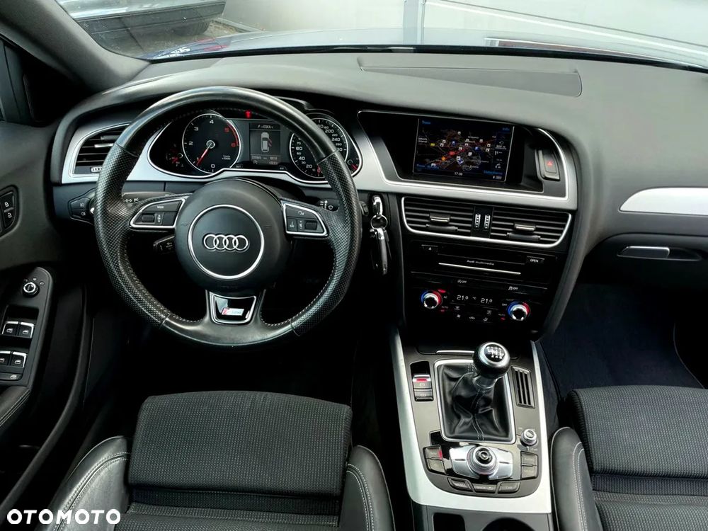 Audi A4 Avant 2.0 TDI DPF clean diesel S line Sportpaket - 35
