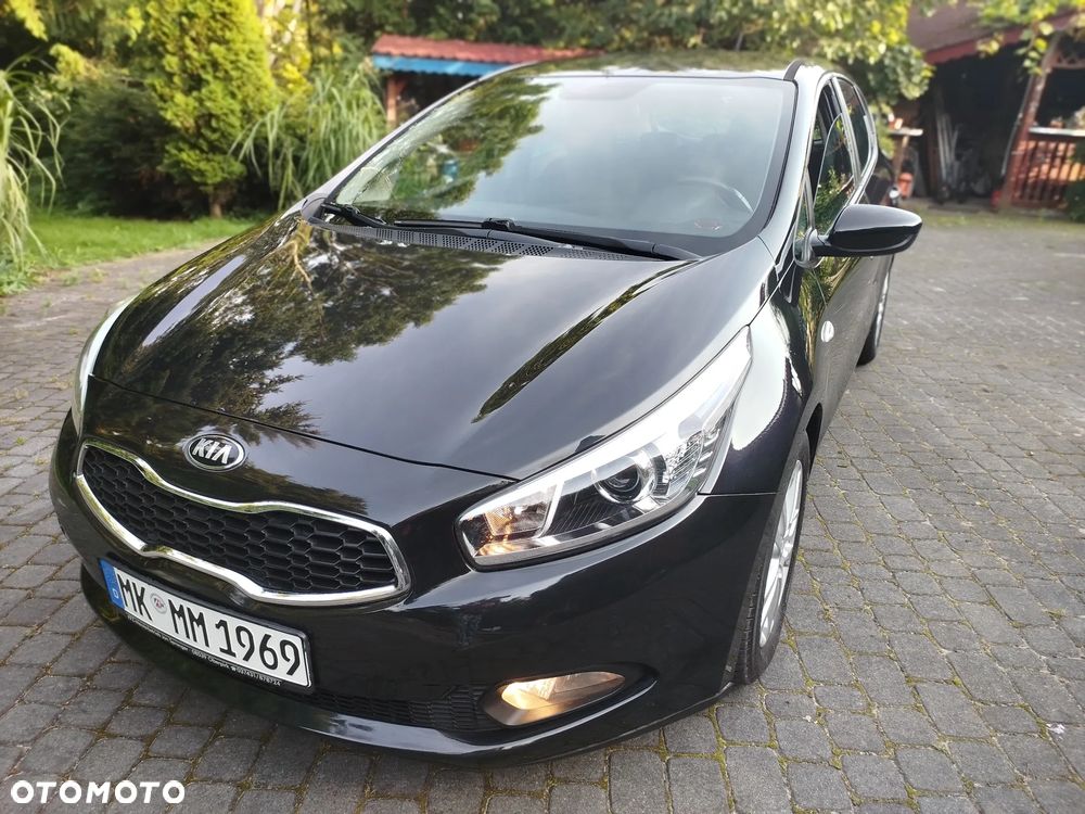 Kia Ceed - 1