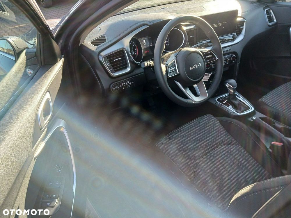 Kia XCeed - 3