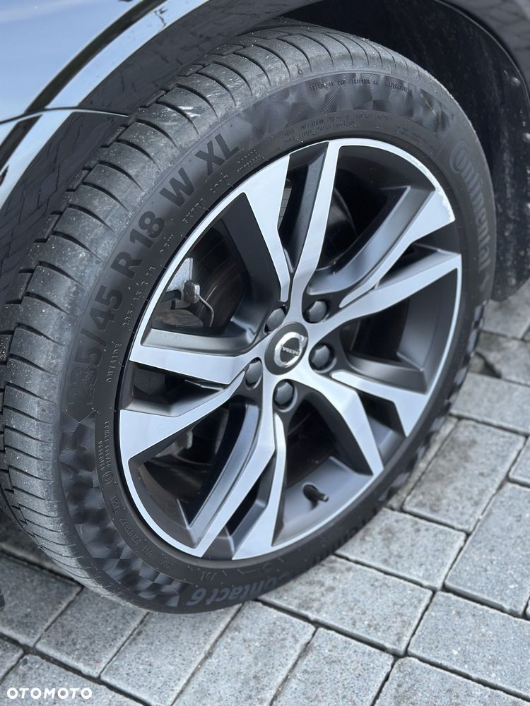 Volvo V60 T6 AWD Recharge Geartronic RDesign - 19