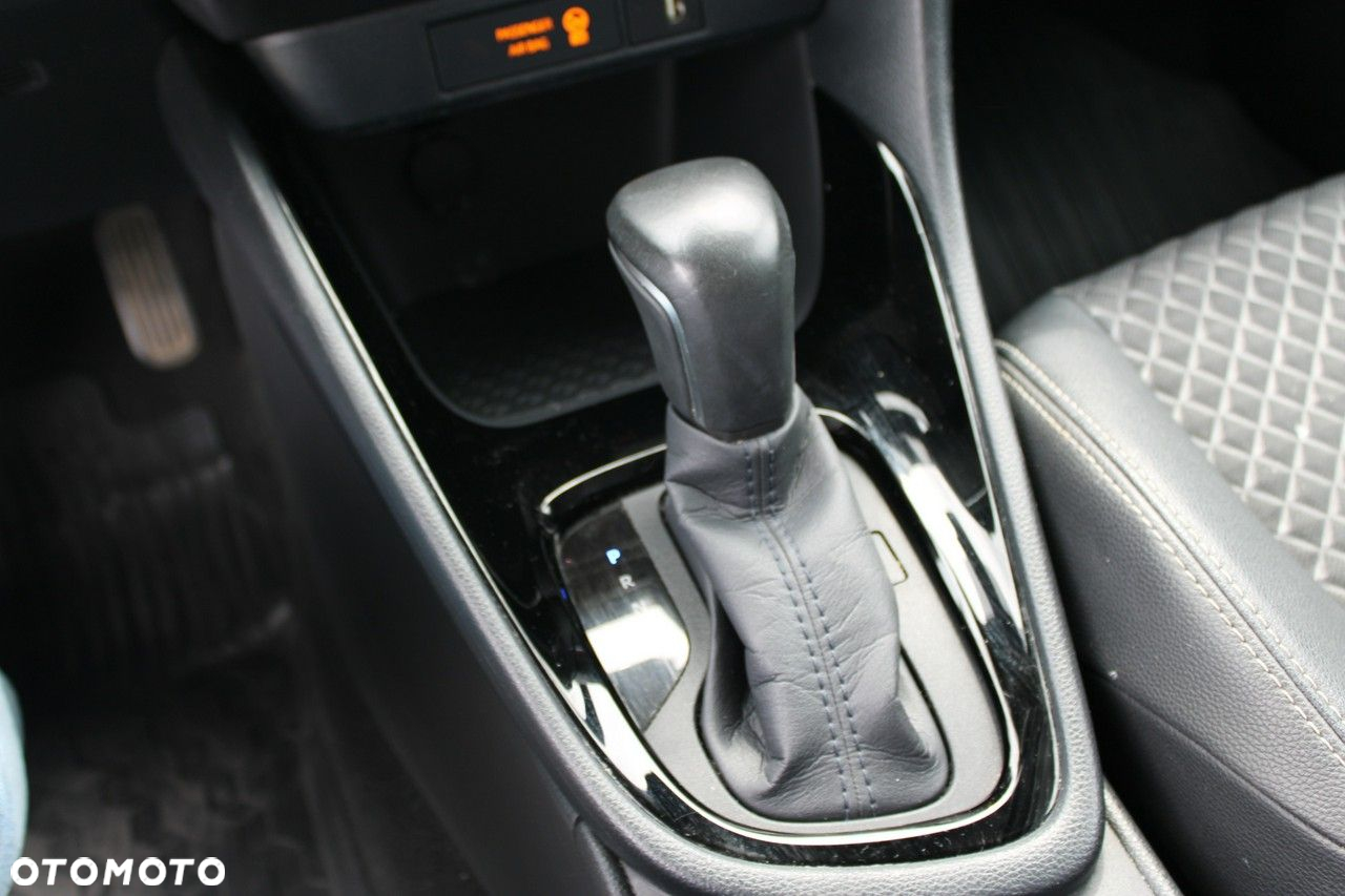 Toyota Yaris - 27