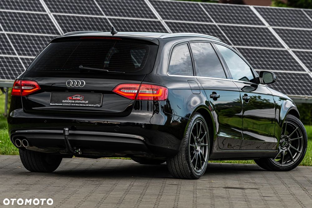 Audi A4 Avant 2.0 TDI DPF S line Sportpaket - 8